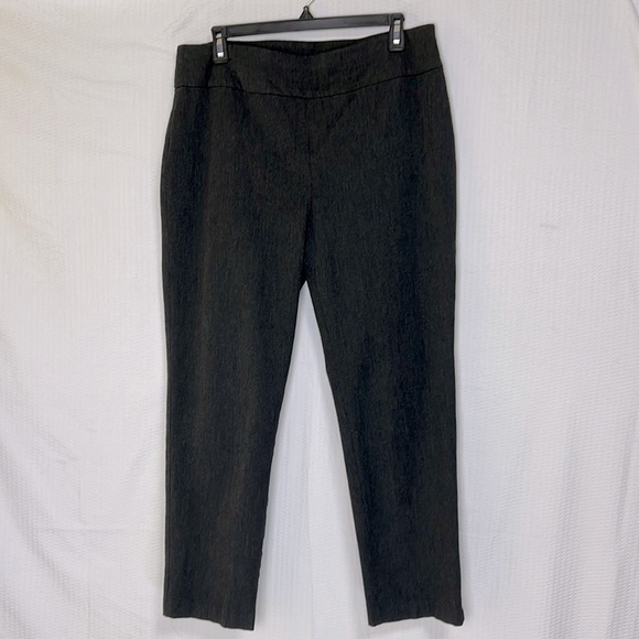Chico’s Fabulously Slimming Basic Pull on Ankle Length Charcoal Pant - Sz 2 (L) - Picture 2 of 7